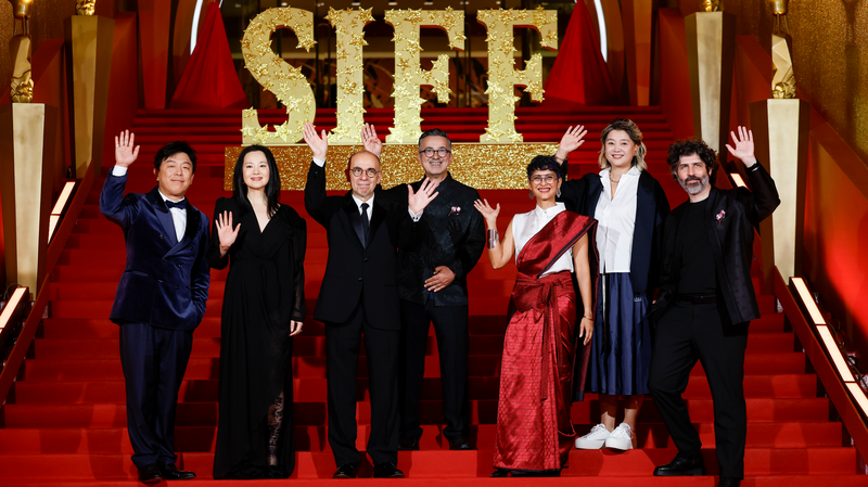 Shanghai_Brilla__La_Gala_del_Jarra_de_Oro_Deslumbra_en_SIFF