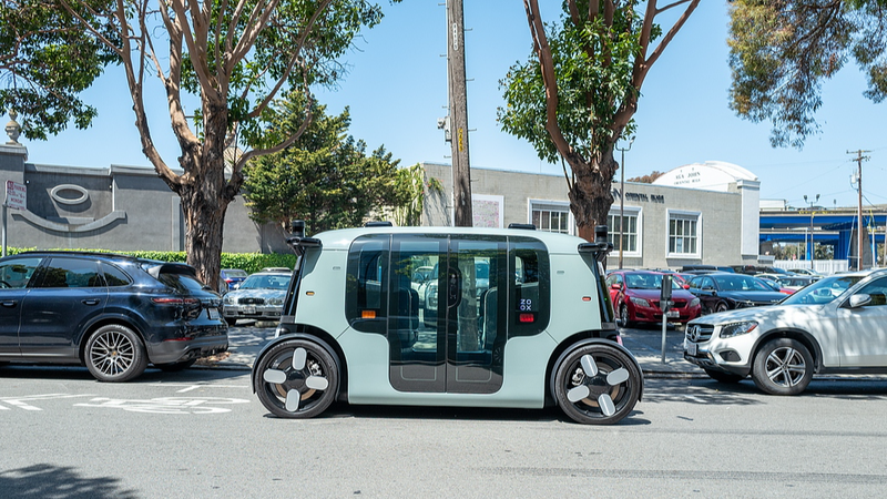 Zoox Propiedad de Amazon Lanza Producción de Robotaxis en California