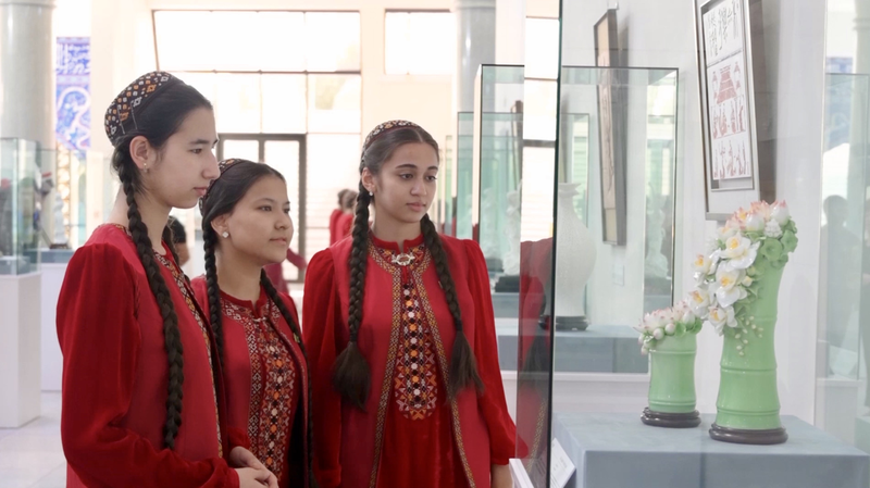 Fusión Cultural en Ashgabat: ¡Exhibiciones Chinas Emocionan a los Visitantes! Fusión Cultural en Ashgabat: ¡Exhibiciones Chinas Emocionan a los Visitantes! video poster