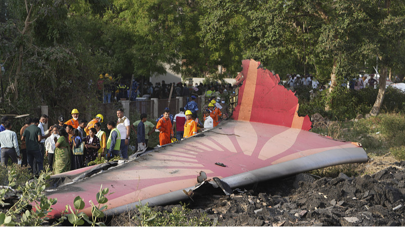 Xi_Extiende_Condolencias_al_Rey_Carlos_III_Tras_Accidente_de_Air_India