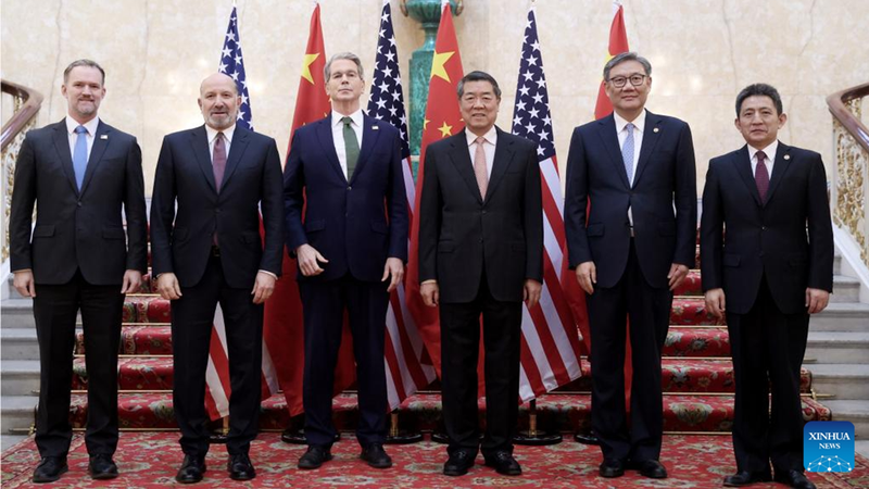 He Lifeng insta al diálogo para aliviar las tensiones comerciales entre EE.UU. y China
