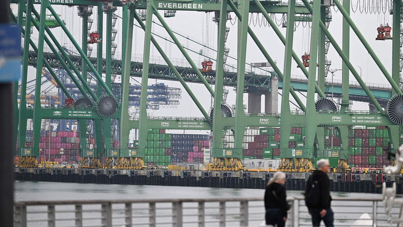 La economía de EE. UU. enfrenta desafíos por shocks de oferta y riesgos geopolíticos