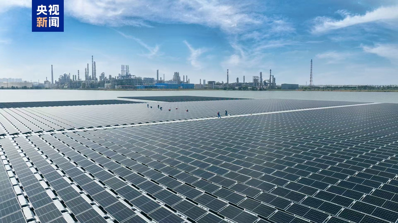 Innovación de energía solar flotante ilumina Qingdao