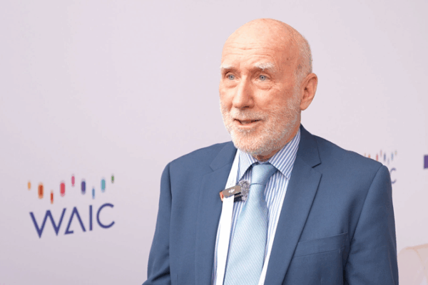 La búsqueda de IA de Hungría: Preservando una isla lingüística