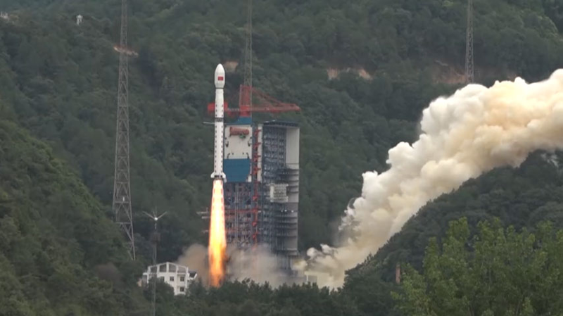China lanza el satélite Shiyan-28B 01 para la exploración espacial China lanza el satélite Shiyan-28B 01 para la exploración espacial video poster