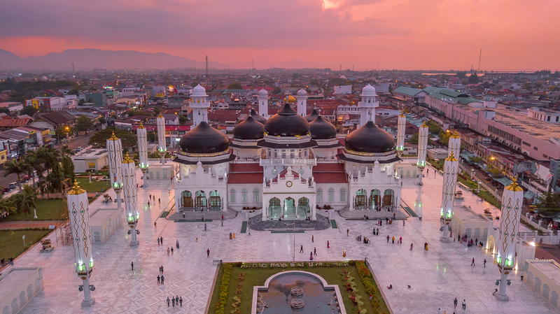 Fe digital: cómo la juventud indonesia conecta culturas a través de la narración video poster