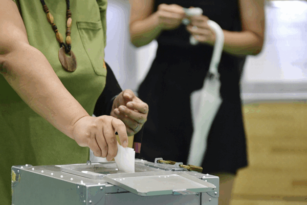 La coalición gobernante de Japón enfrenta crisis en la Cámara Alta