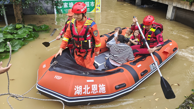 La reconstrucción comienza en las regiones afectadas por inundaciones en el continente chino