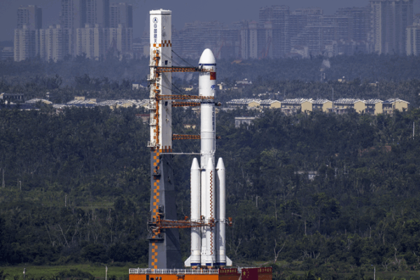 Especial en vivo: Tianzhou-9 abastece la estación espacial de China video poster