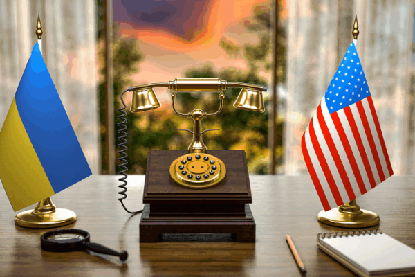 Estados Unidos reanuda envíos cruciales de armamento a Ucrania en medio de tensiones de suministro