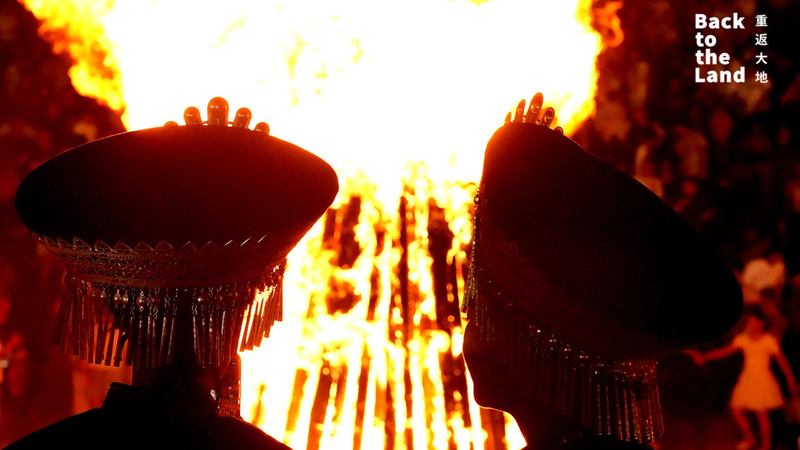 El Festival de Antorchas Enciende Tradiciones en las Montañas Daliang