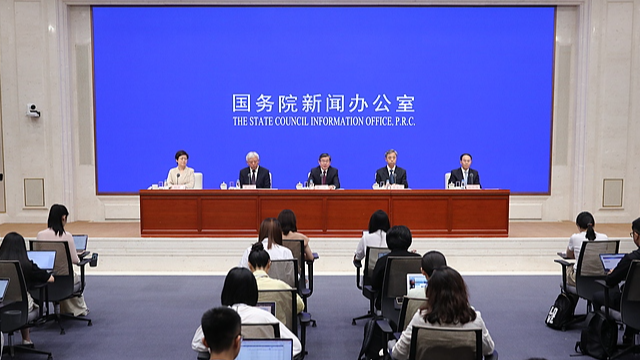 China lanza un audaz plan de protección de ríos y lagos