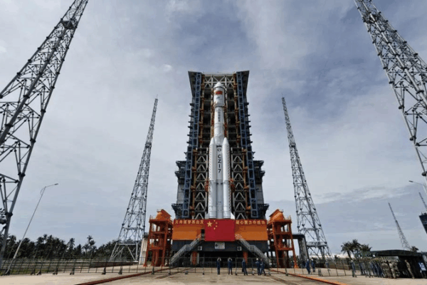 ¡Cohete Tianzhou-9 Listo para el Despegue!