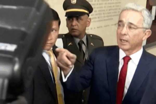 Juicio histórico: Expresidente Uribe declarado culpable video poster