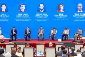 La Universidad Renmin presenta la Iniciativa de Investigación sobre Civilizaciones Globales