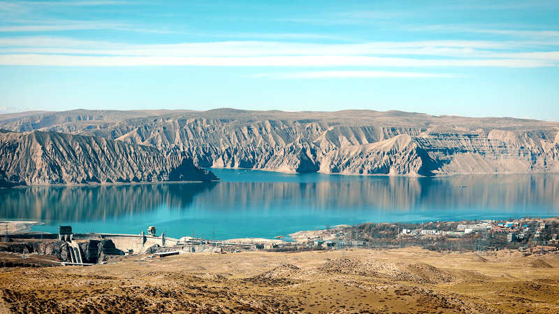 Estación Hidroeléctrica Longyangxia: Energía, Control de Inundaciones y Más