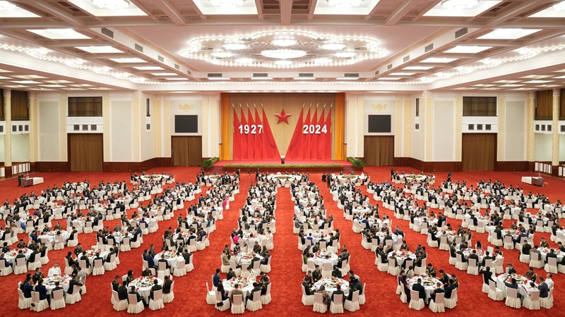 PLA lista para la reunificación nacional y el desfile histórico