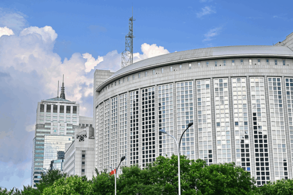 China insta a Japón a reflexionar sobre su agresión pasada antes del 80º aniversario