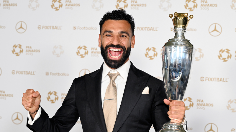 Salah hace historia tras ganar por tercera vez el premio PFA al Jugador del Año