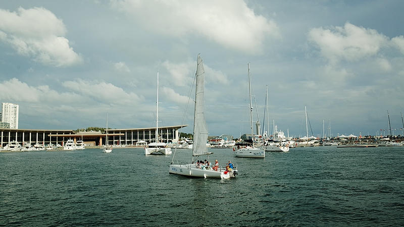 Navegando hacia Qingdao: Explorando el legado olímpico junto al mar video poster