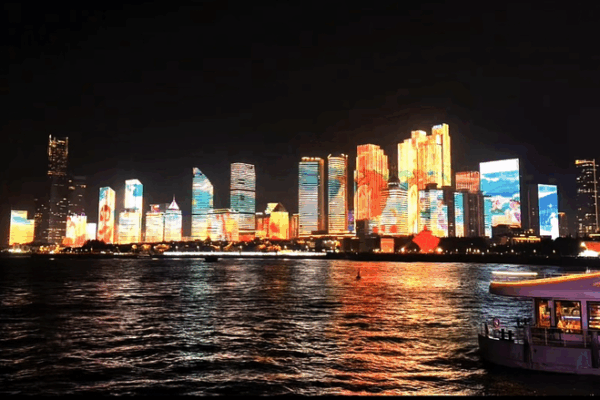 Espectáculo de luces en Fushan Bay: Un espectáculo nocturno fascinante video poster