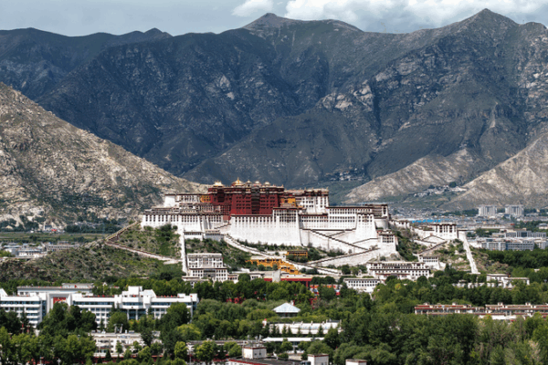 Xi Jinping encabeza gran reunión por el 60º aniversario de Xizang