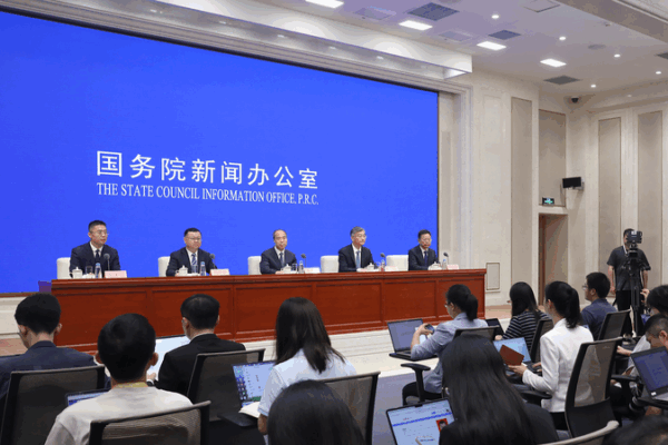 China destaca logros de la democracia socialista en el 14° Plan Quinquenal