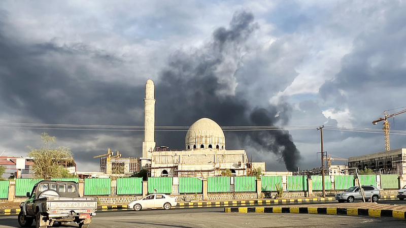 Ataques aéreos israelíes en Saná dejan seis muertos y decenas de heridos