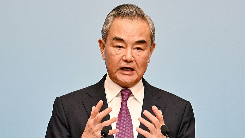 Wang Yi en Kabul para el 6.º Diálogo China-Afganistán-Pakistán