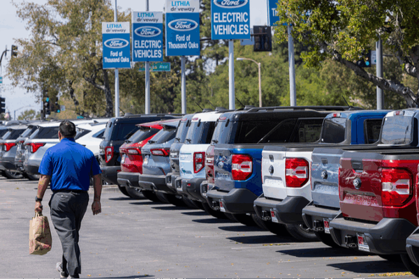 Los aranceles de EEUU aprietan a los fabricantes de automóviles: Se avecinan precios más altos para los autos