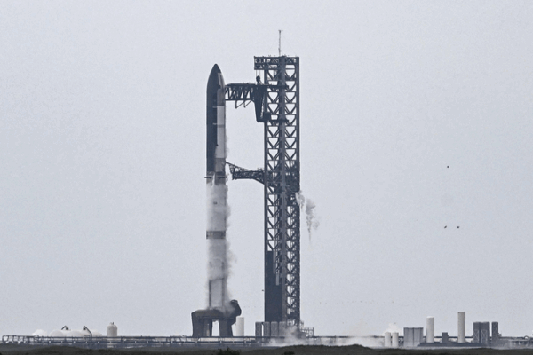 Cielos_nublados_retrasan_nuevamente_el_lanzamiento_de_Starship_de_SpaceX