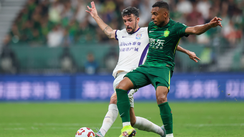 Drama_en_la_CSL__Beijing_Empatado__Zhejiang_Remonta_Contra_Shenzhen