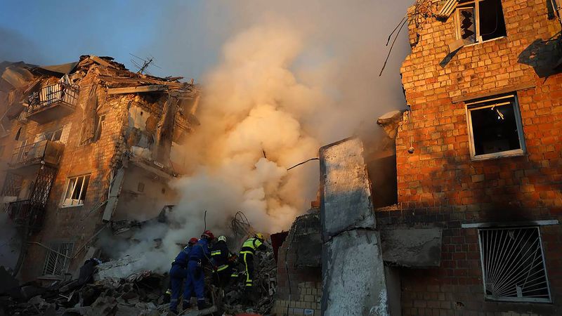 El_masivo_asalto_de_Rusia_a_Kyiv_desata_promesas_de_seguridad_de_la_UE_y_EE__UU_