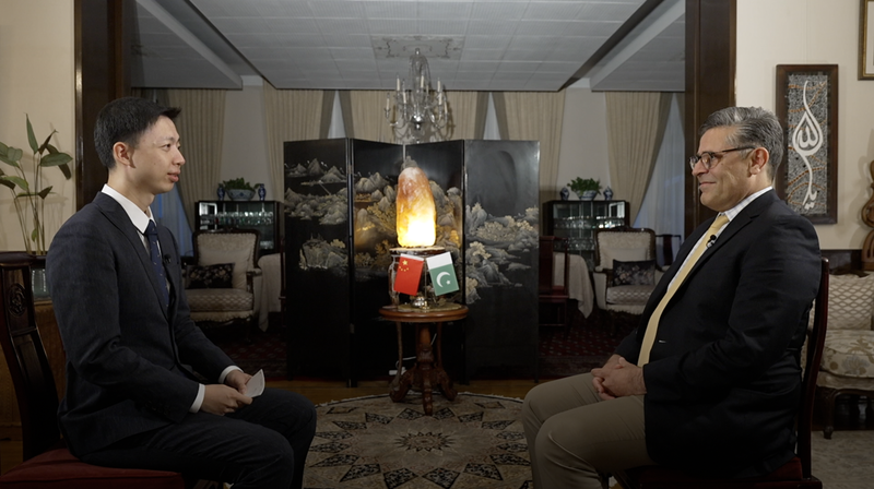 Pakistán destaca prioridades de la Cumbre de la OCS en Tianjin video poster