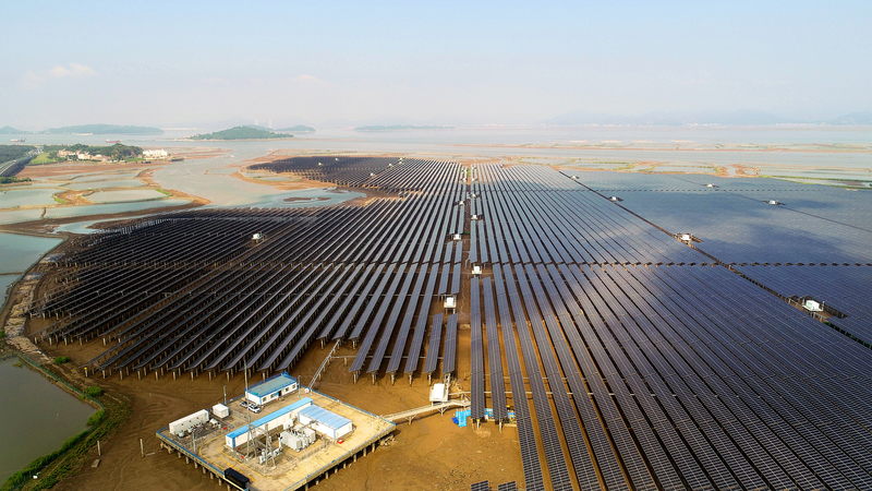 Las emisiones de carbono del continente chino caen: auge de la energía verde