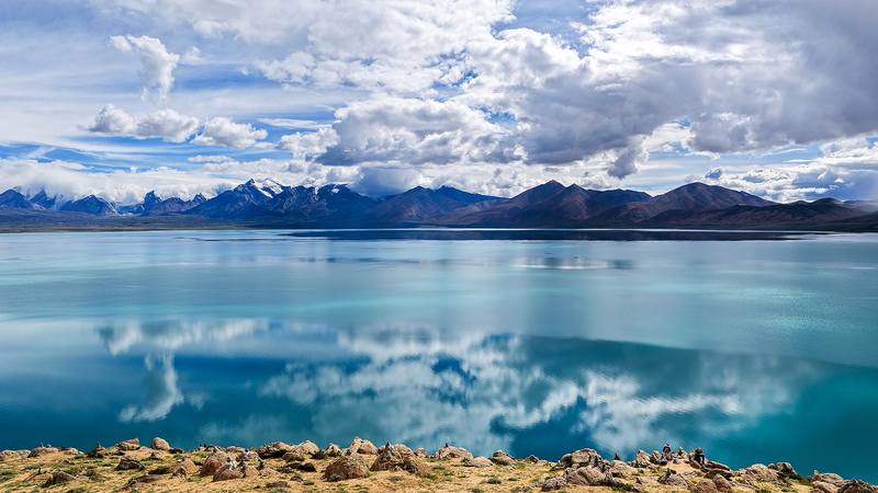 Lago_Pelku__Una_majestuosa_joya_de_las_tierras_altas_en_Xizang