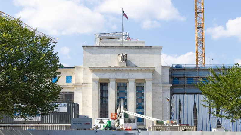 La confrontación de Trump con la Fed sacude la confianza en el dólar