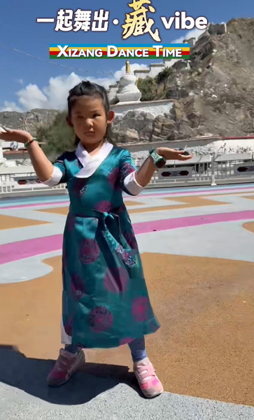 Únete al desafío de baile Xizang Dance Time en el Palacio Potala 🕺🎉 video poster