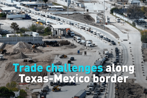 Obstáculos Comerciales Golpean la Frontera Texas-México video poster