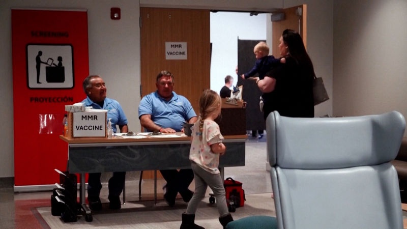 Regreso a clases en EE.UU. registra descenso en tasas de vacunación infantil video poster