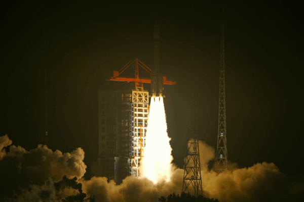 China lanza nuevos satélites de internet en órbita baja