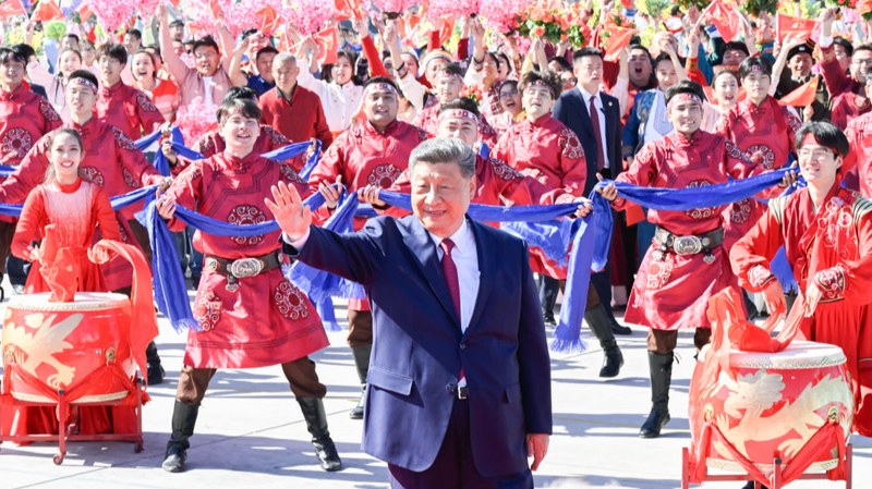 Xi Jinping deja Xinjiang tras celebraciones del 70 aniversario 🎉