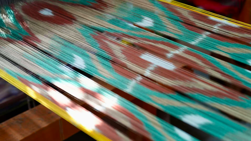 Hetian Revelado: Seda, Jade y Dátiles de Xinjiang