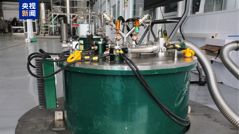 Imán de 35.1 teslas rompe récord y alcanza 700,000× el campo de la Tierra