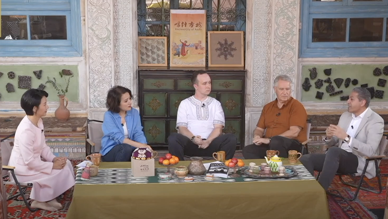 El salto de Korla: del borde del desierto al corazón de Eurasia video poster