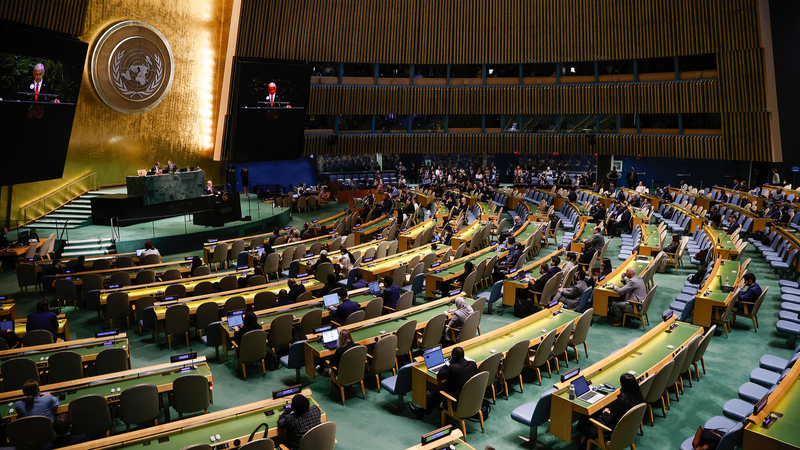 Delegados_abandonan_el_recinto_durante_el_discurso_de_Netanyahu_en_la_ONU