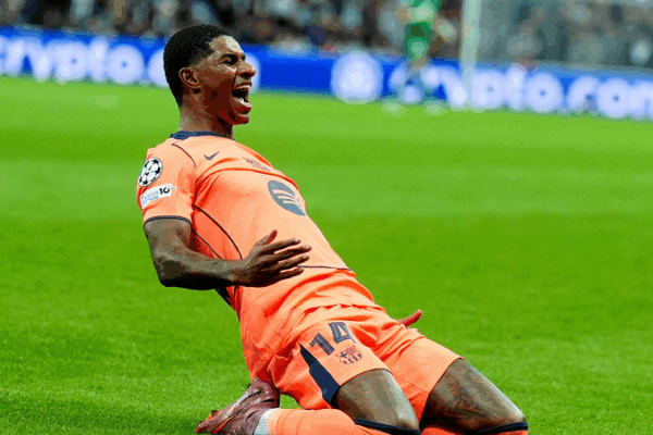 Doble_de_Rashford_da_al_Barca_victoria_2_1_sobre_Newcastle