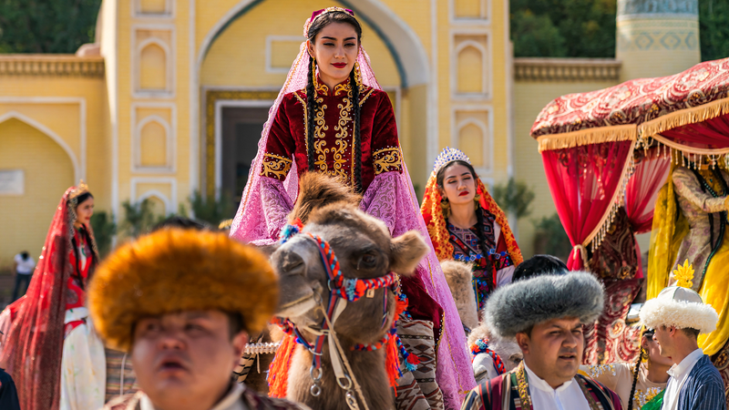 Región Uigur de Xinjiang: Progreso en Derechos Humanos y Desarrollo Comunitario