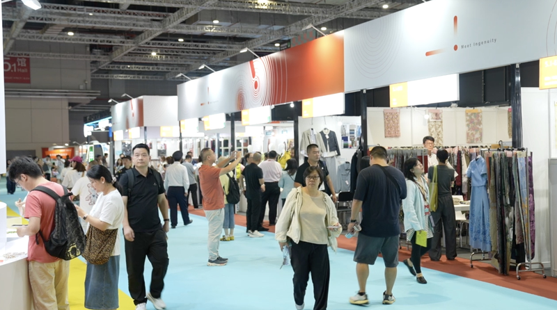 Intertextile_Shanghai_revoluciona_la_moda_con_textiles_inteligentes video poster