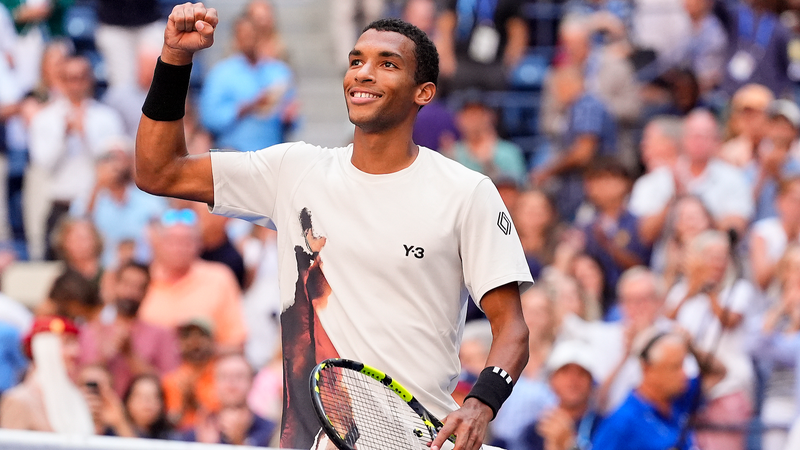 Auger-Aliassime avanza a semifinales del US Open tras épica victoria en cuatro sets